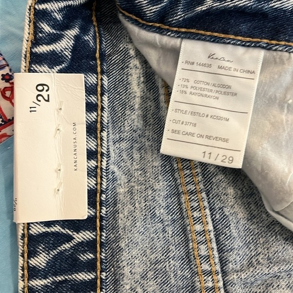 NWT KanCan Collie High Rise Mom Jeans Medium Wash - Size 29 / 11 - Picture 9 of 10